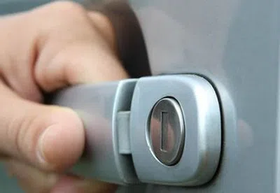 Little Village Locksmith Store Staten Island, NY 347-773-2675 - 21-unlock-car